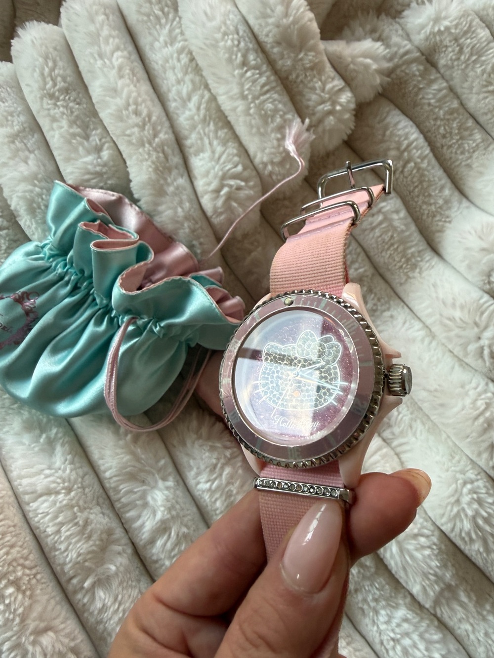 Victoria Couture Hello Kitty Watch / pink & rare - Picture 5 of 6